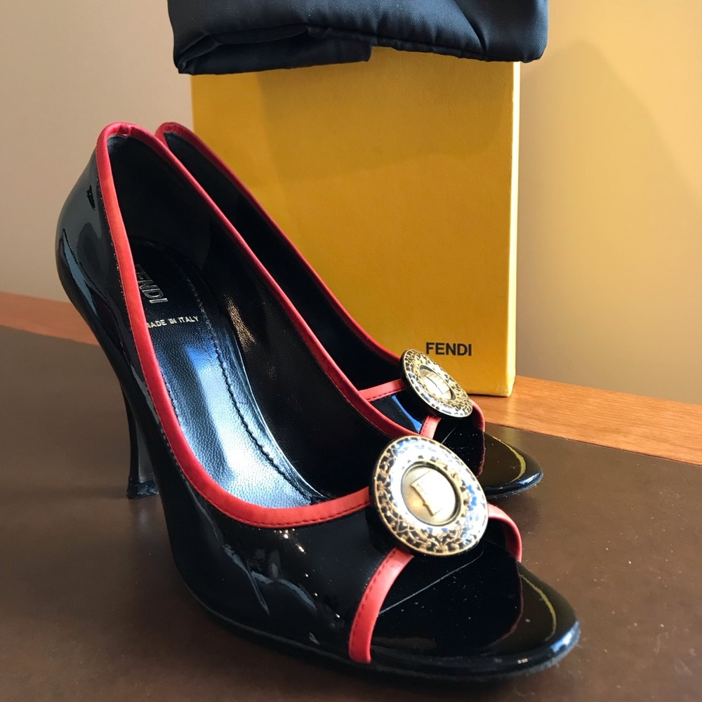 Fendi Shoes Women 38,5 Gem